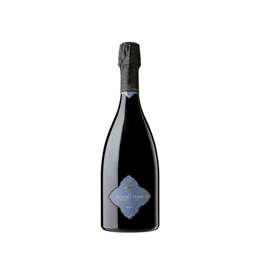 Bottiglia di Franciacorta DOCG Brut dell'azienda Le Quattro Terre